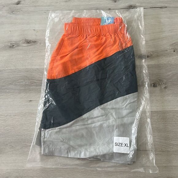 Supreme Curve Nylon Shorts Grey XL NWT IN PACKAGE - Picture 5 of 8